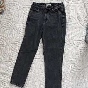 PacSun Black Washed High-Rise Mom Jeans 28